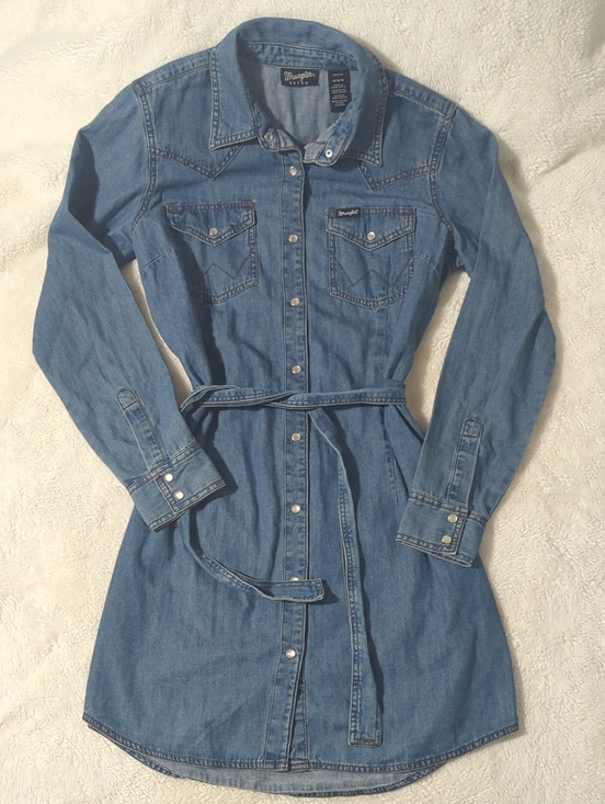 Wrangler Dresses & Skirts - Wrangler Retro Pearl Snap Denim Dress